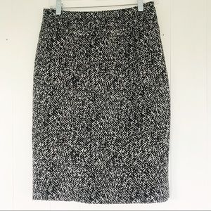 WHBM black and white tweed pencil skirt size 4